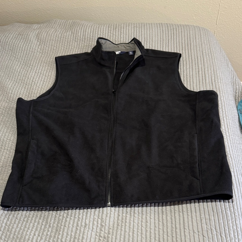 Lands' End Men's Black Fleece Vest